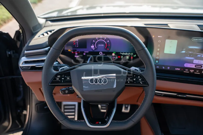 2025 اودي اي 5 40 تي اف اس اي