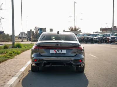 2025 اودي اي 5 40 تي اف اس اي