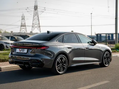 2025 اودي اي 5 40 تي اف اس اي