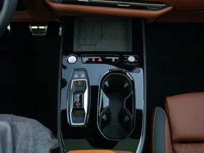 2025 اودي اي 5 40 تي اف اس اي