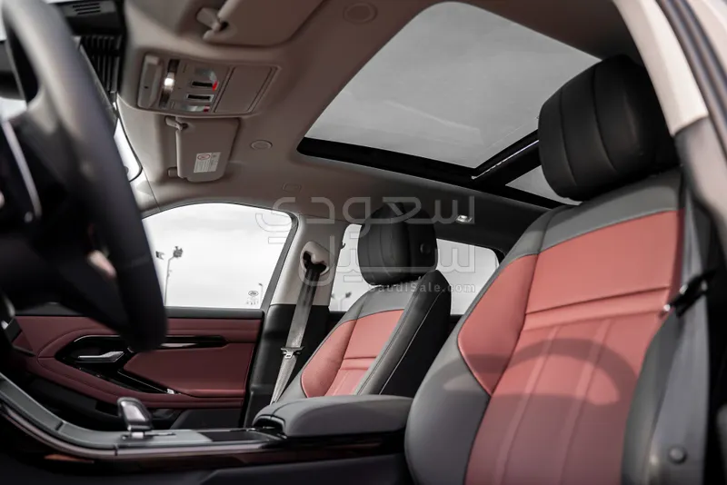 2025 لاند روفر رينج روفر ايفوك داينمك