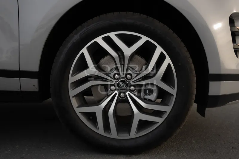 2025 لاند روفر رينج روفر ايفوك داينمك