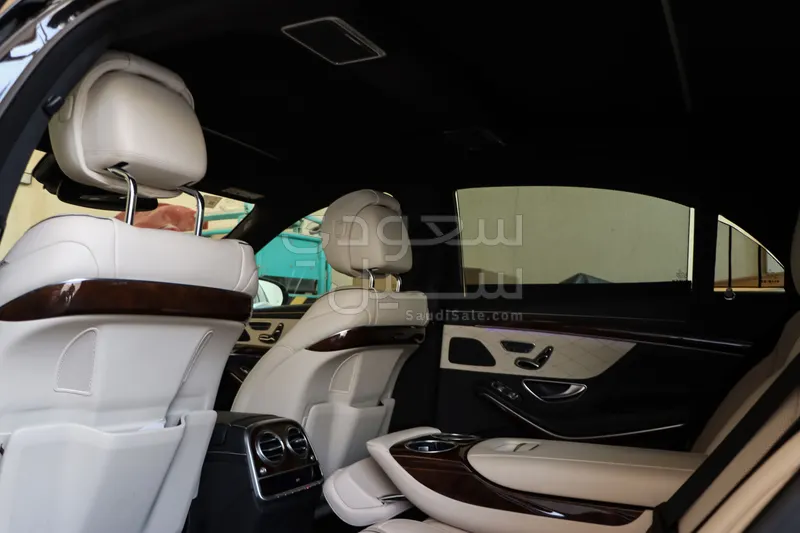 2015 مرسيدس - بنز إس 400