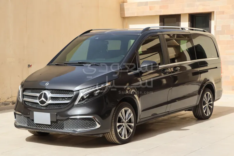 2023 مرسيدس - بنز في 250