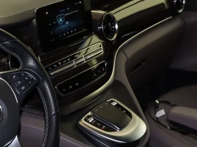 2023 مرسيدس - بنز في 250