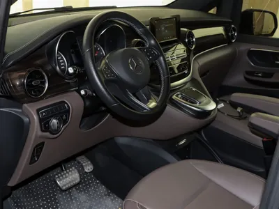 2023 مرسيدس - بنز في 250