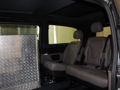 2023 مرسيدس - بنز في 250