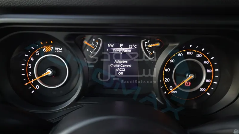 2025 جييب رانجلر سبورت بلس