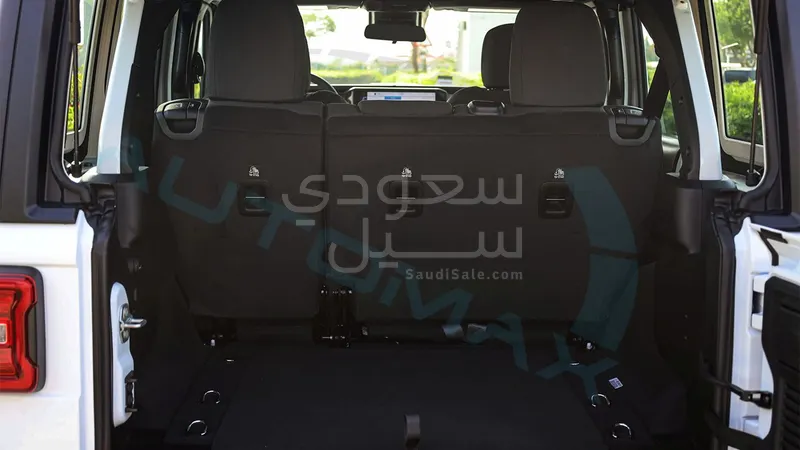 2025 جييب رانجلر سبورت بلس