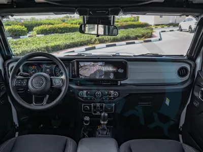 2025 جييب رانجلر سبورت بلس