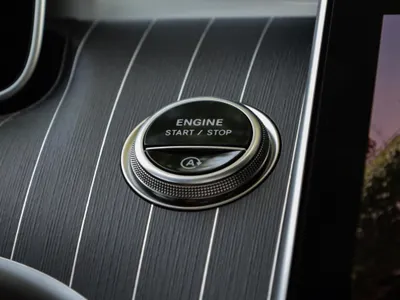 2026 مرسيدس - بنز سي 200 أي إم جي