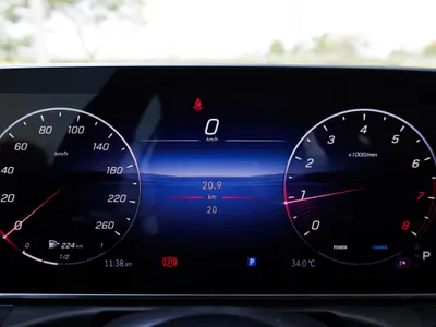 2026 مرسيدس - بنز سي 200 أي إم جي