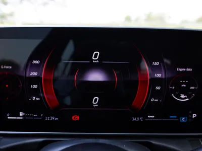 2026 مرسيدس - بنز سي 200 أي إم جي