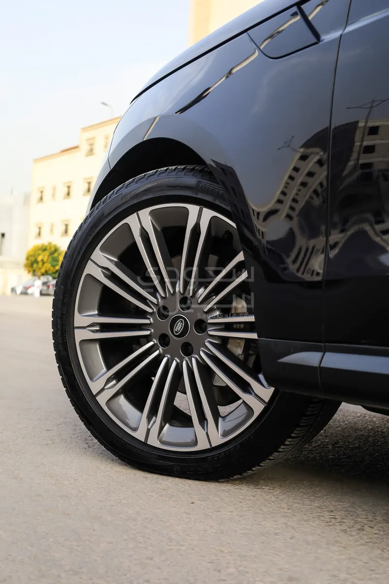 2023 لاند روفر رينج روفر سبورت اس اي