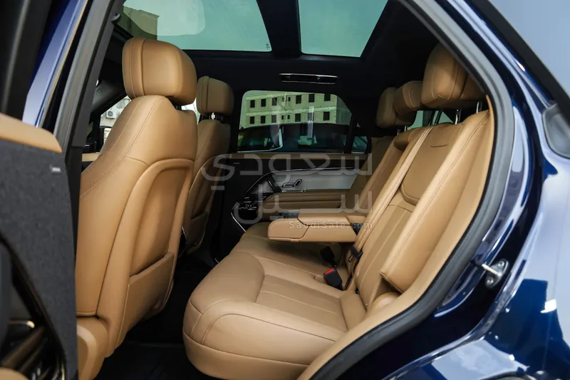 2023 لاند روفر رينج روفر سبورت اس اي