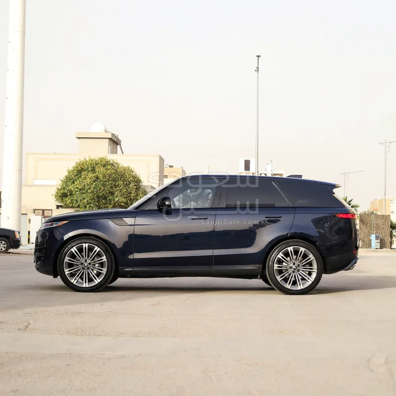 2023 لاند روفر رينج روفر سبورت اس اي
