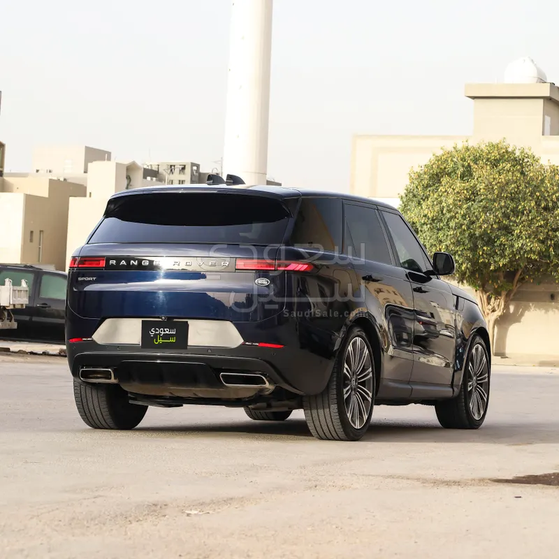 2023 لاند روفر رينج روفر سبورت اس اي