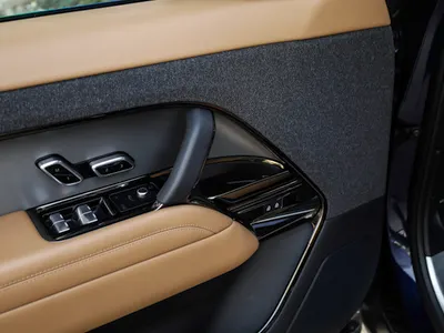 2023 لاند روفر رينج روفر سبورت اس اي