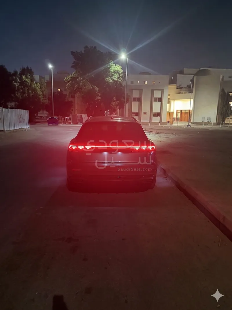 2025 اودي كيو 8 اس لاين