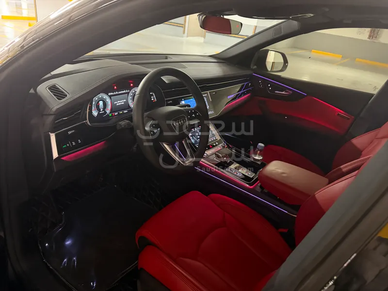 2025 اودي كيو 8 اس لاين