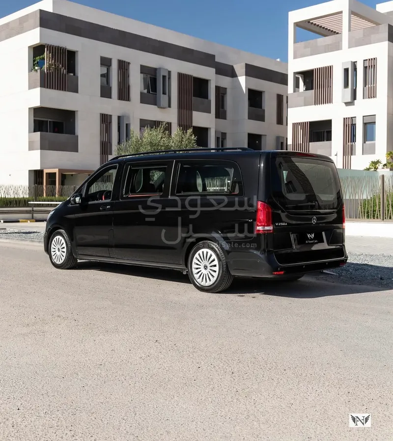 2021 مرسيدس - بنز في 250