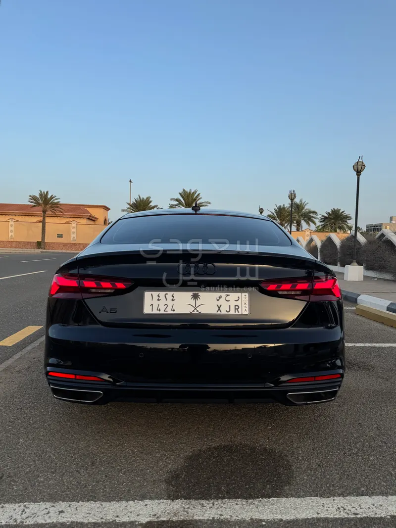 2023 Audi A5 40 TFSI S line