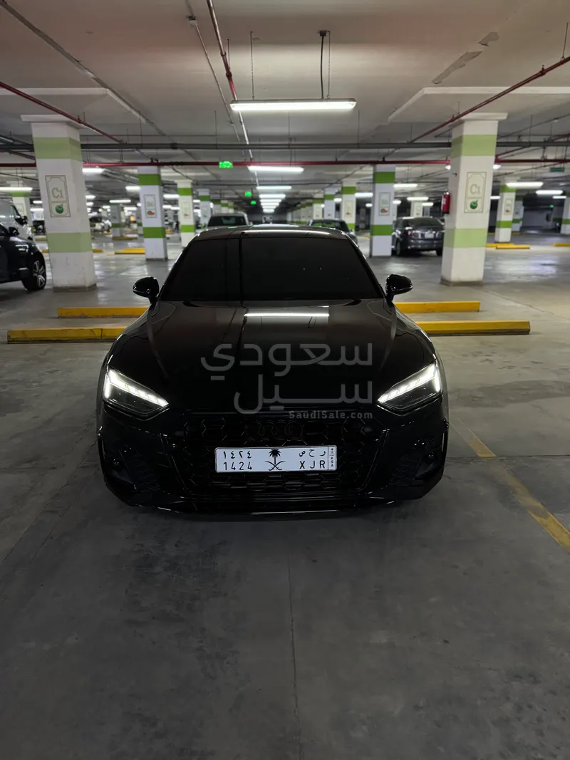 2023 Audi A5 40 TFSI S line