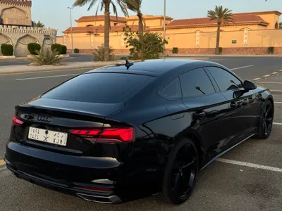 2023 اودي اي 5 40 تي اف اس اي اس لاين