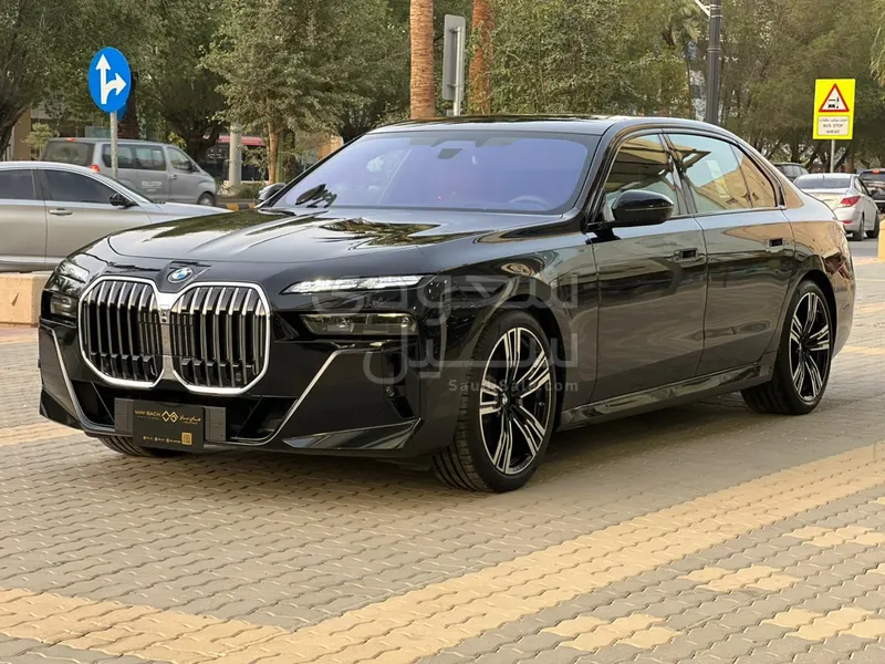 2026 بي ام دبليو الفئة السابعة 740أي