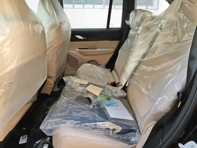 2025 جييب جراند شيروكي لاريدو