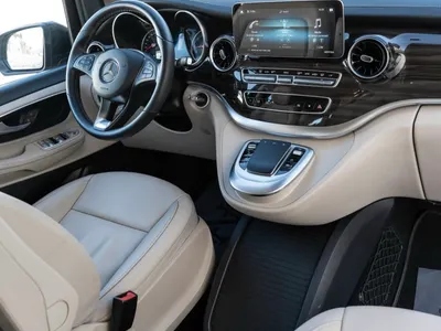 2022 مرسيدس - بنز في 250