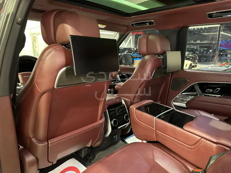 2023 لاند روفر رينج روفر فوج اوتوبيوغرافي