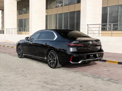 2024 بي ام دبليو الفئة السابعة 740 إل أي