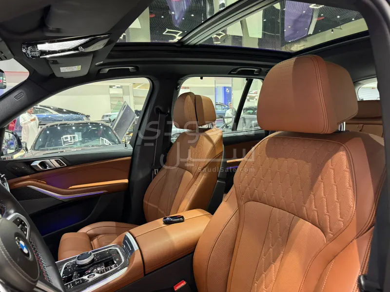 2024 بي ام دبليو الفئة اكس 5 إم