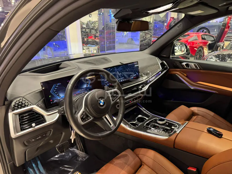 2024 بي ام دبليو الفئة اكس 5 إم