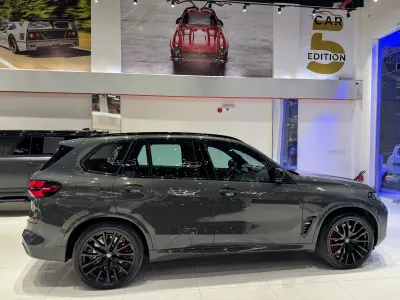 2024 بي ام دبليو الفئة اكس 5 إم