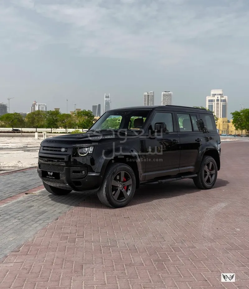 2023 لاند روفر ديفيندر اتش اس اي