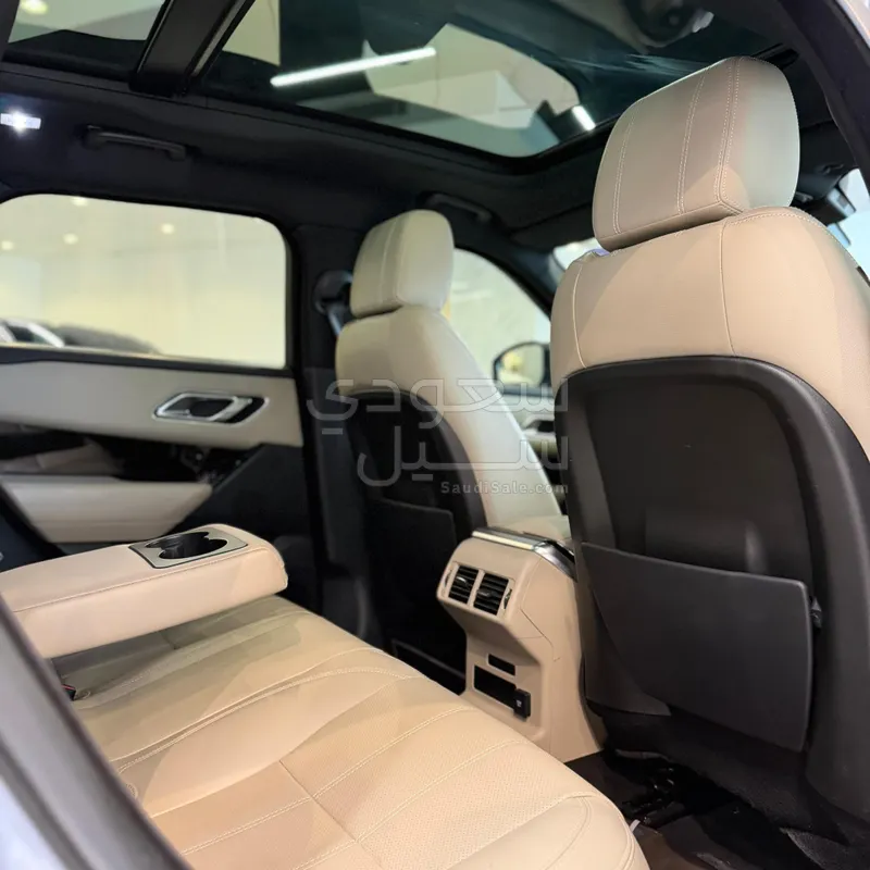 2018 لاند روفر رينج روفر كلاسيك