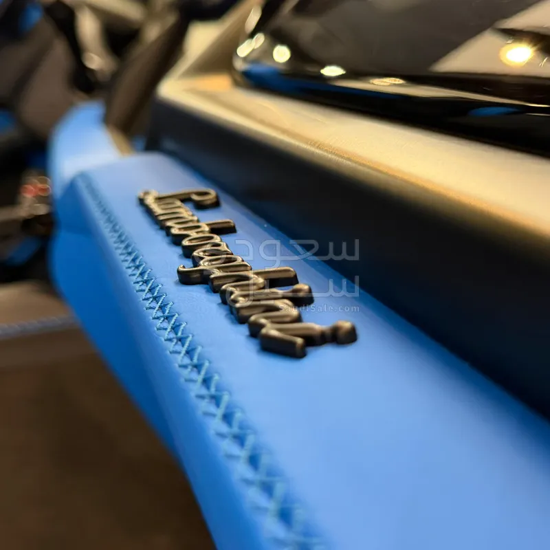 2025 لمبرجيني اوروس