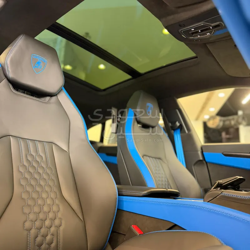 2025 لمبرجيني اوروس