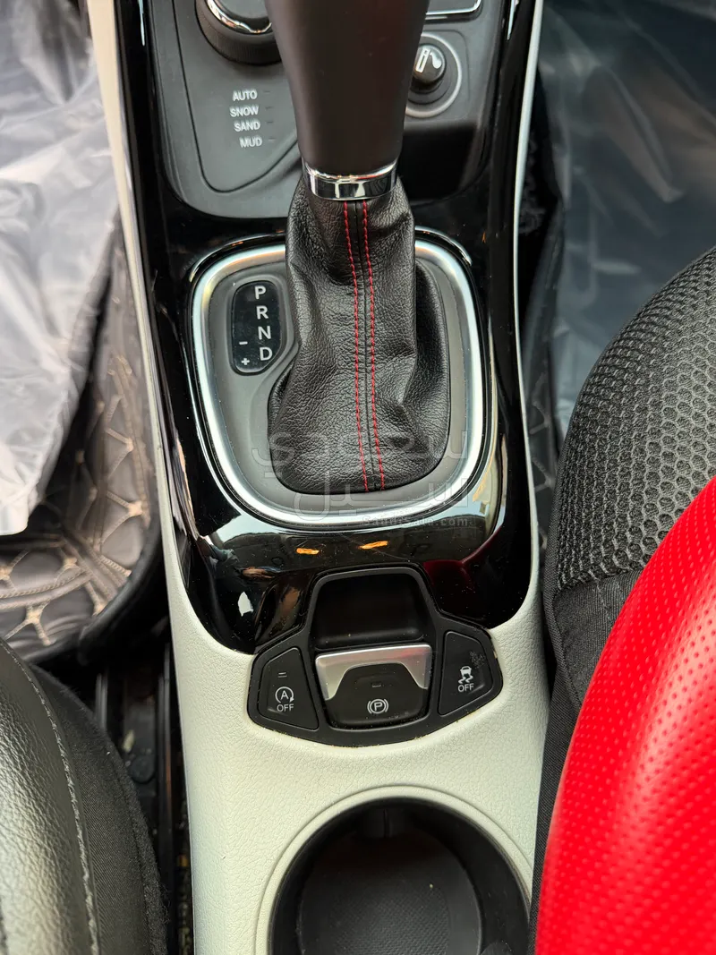 2020 جييب كومباس ليميتد