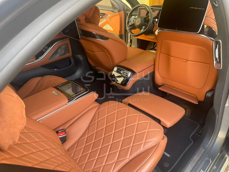 2021 مرسيدس - بنز إس 500