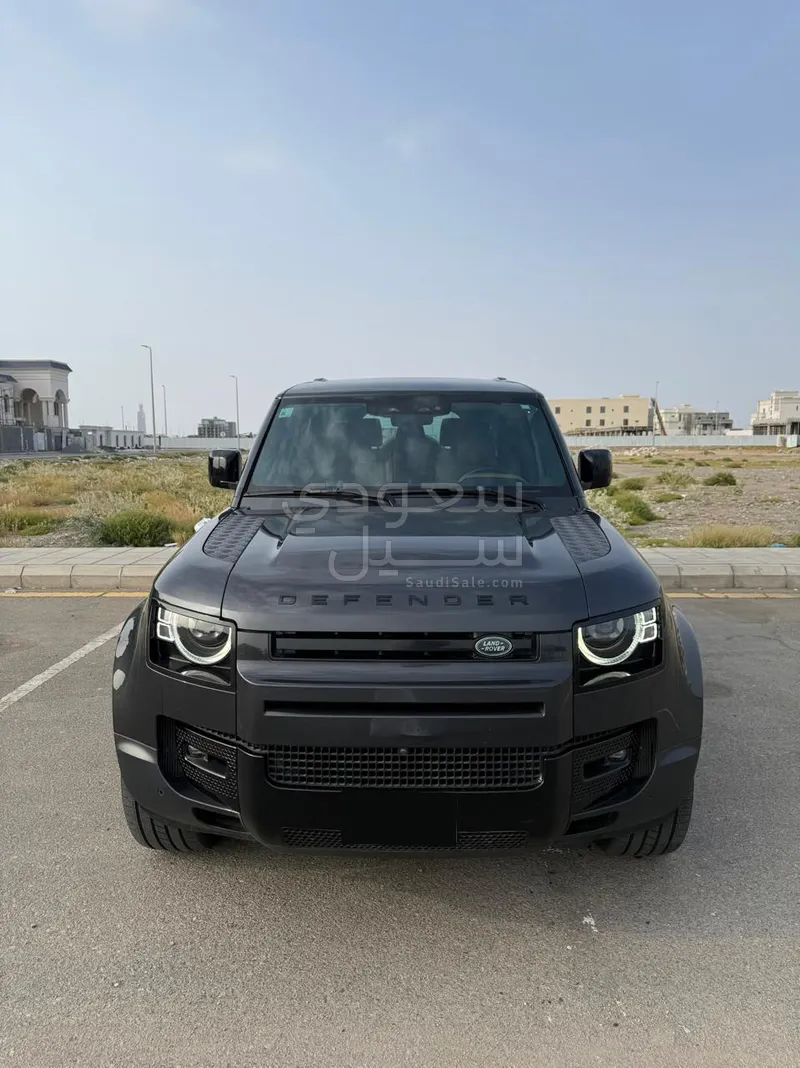 2023 لاند روفر ديفيندر 130