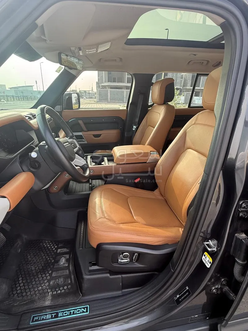 2023 لاند روفر ديفيندر 130
