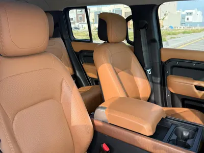 2023 لاند روفر ديفيندر 130