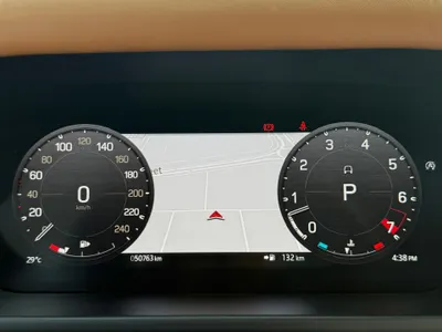 2023 لاند روفر ديفيندر 130