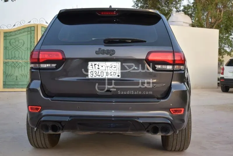 2018 جييب جراند شيروكي تراك هوك