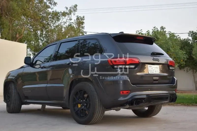 2018 جييب جراند شيروكي تراك هوك