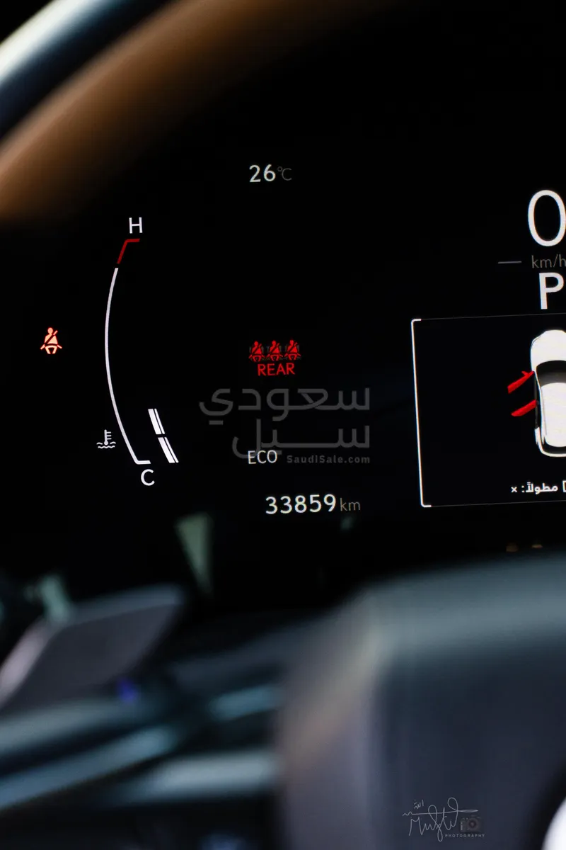 2024 لكزس أر إكس 350