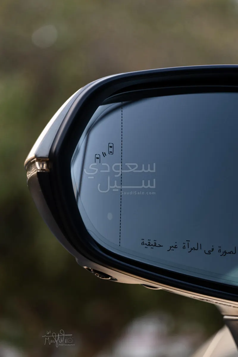 2024 لكزس أر إكس 350